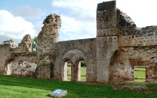 abbaye-de-savigny-le-vieux